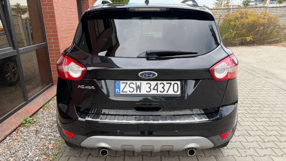 FORD Kuga -
