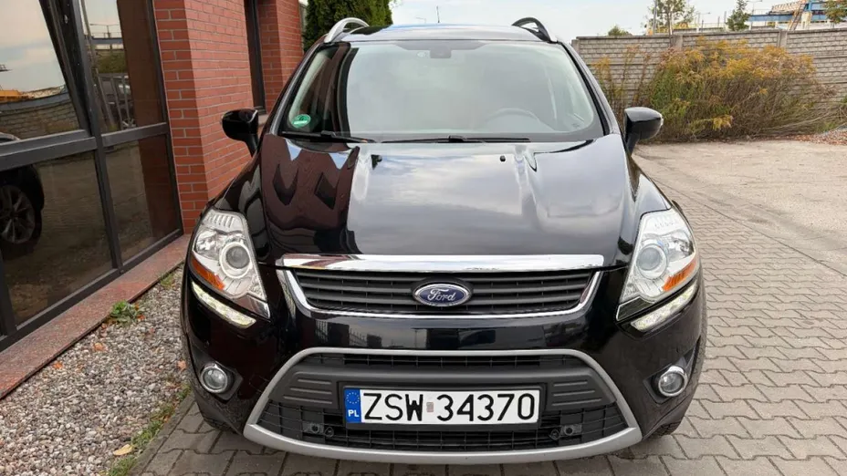 FORD Kuga -