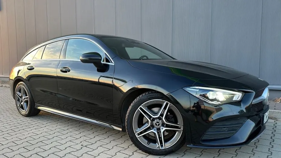 MERCEDES-BENZ CLA -
