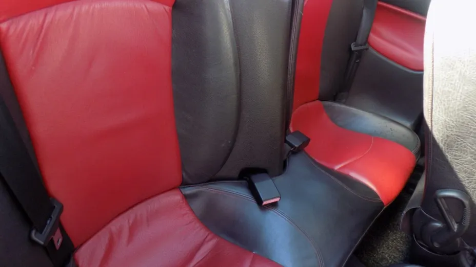 PEUGEOT 206 -