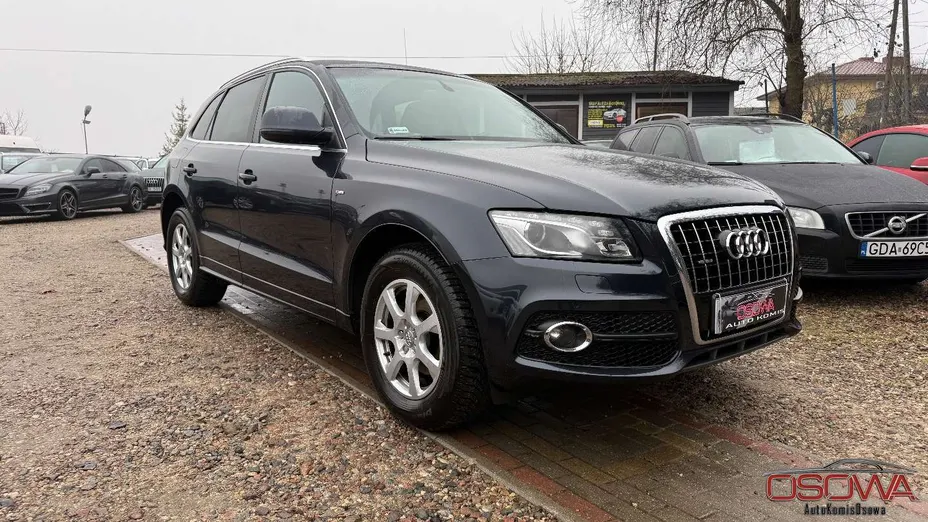 AUDI Q5 -