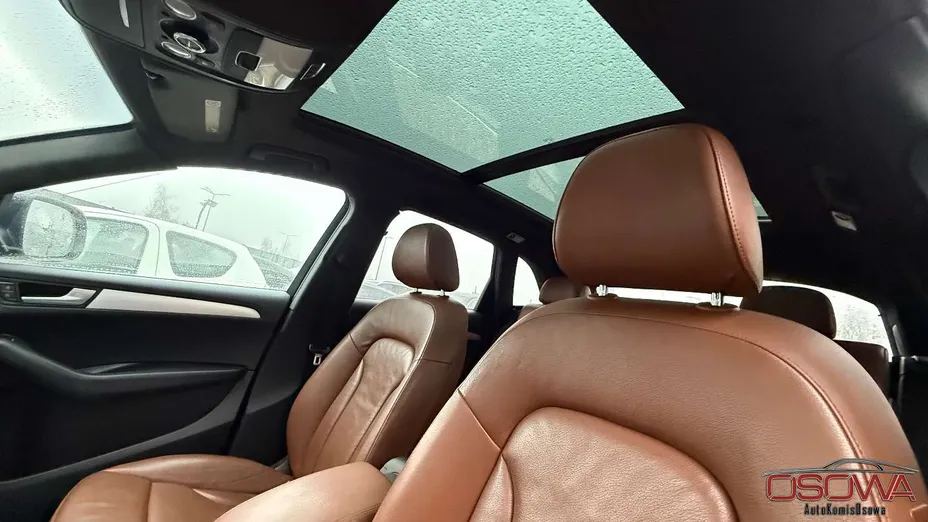 AUDI Q5 -