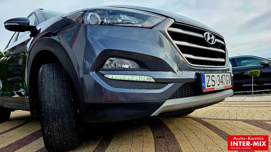HYUNDAI Tucson -