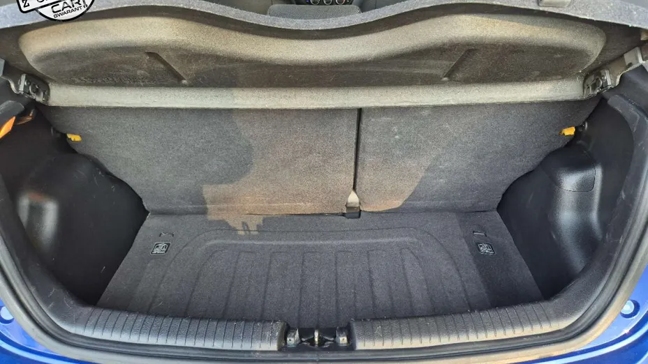 HYUNDAI i10 -