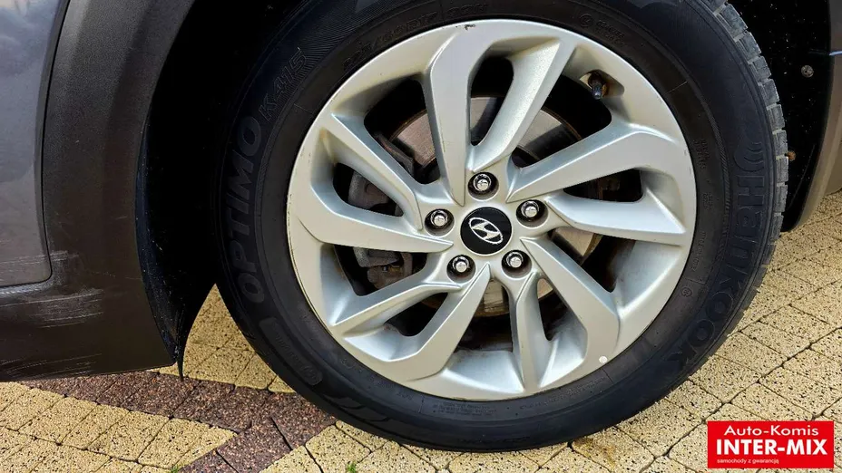HYUNDAI Tucson -