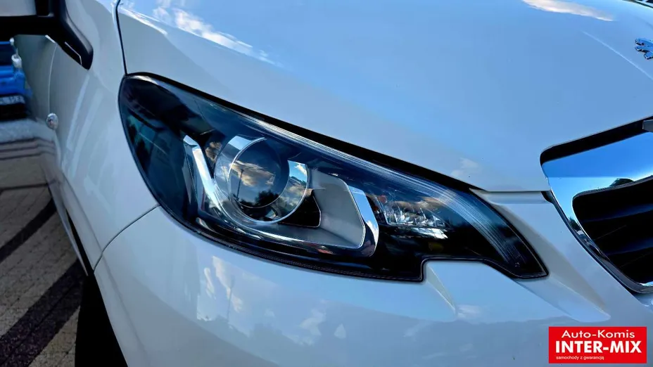 PEUGEOT 108 -