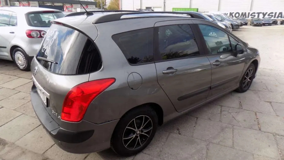 PEUGEOT 308 -