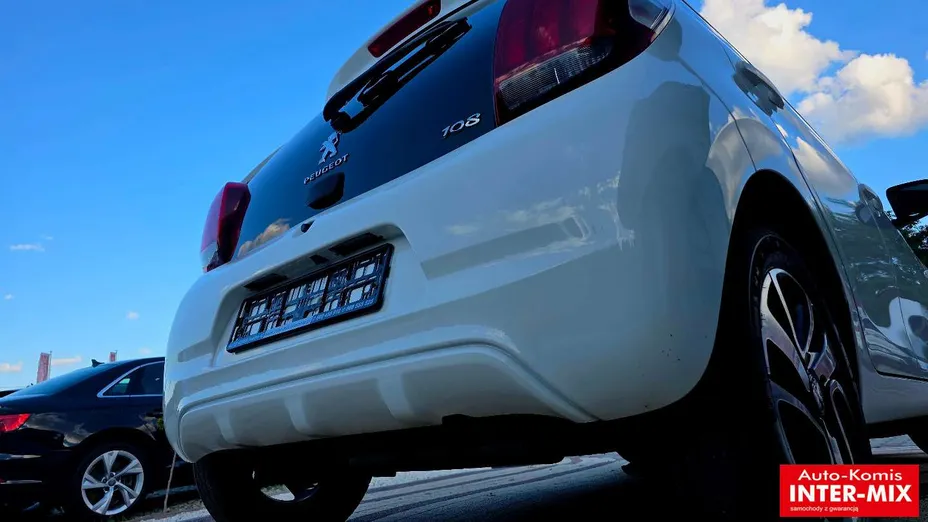 PEUGEOT 108 -