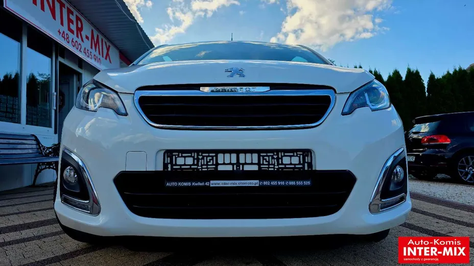PEUGEOT 108 -