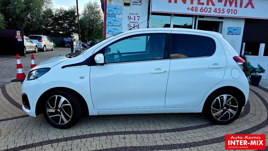 PEUGEOT 108 -