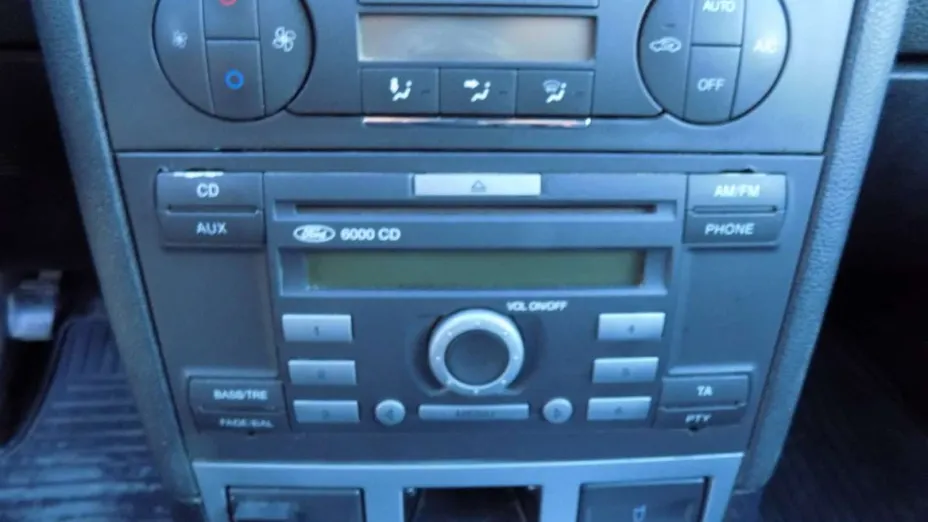 FORD Mondeo -