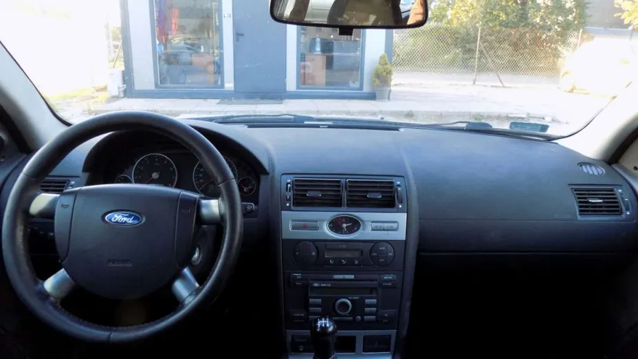 FORD Mondeo -