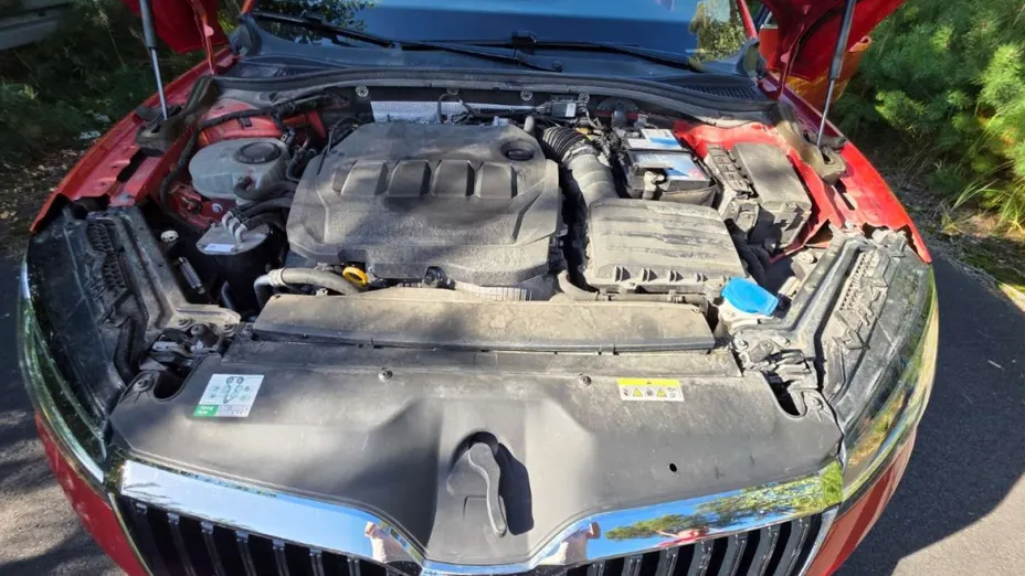 SKODA Superb -