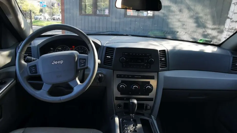 JEEP Grand Cherokee -
