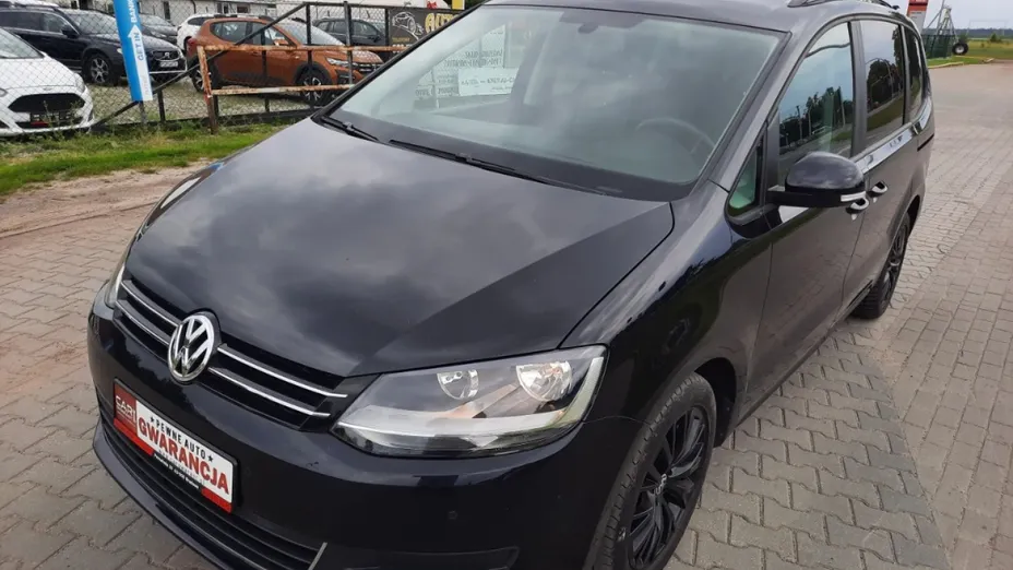 VOLKSWAGEN Sharan -