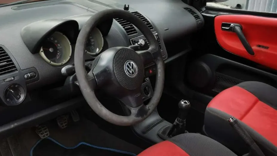 VOLKSWAGEN Lupo -