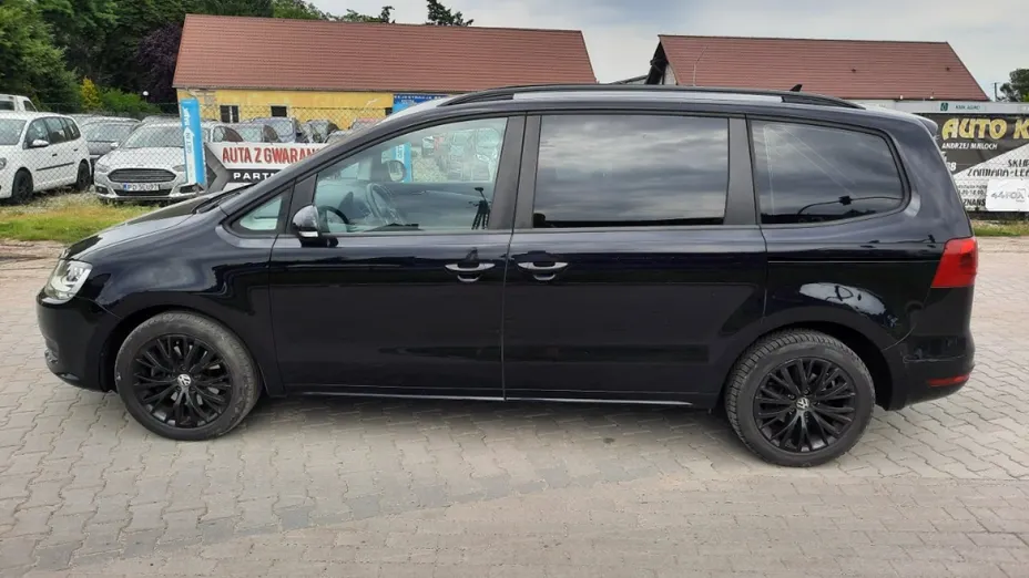 VOLKSWAGEN Sharan -
