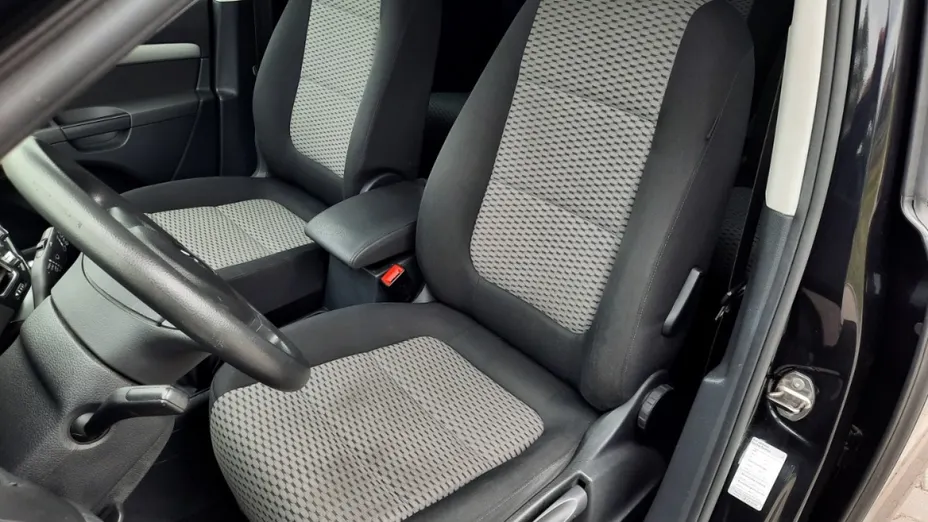 VOLKSWAGEN Sharan -
