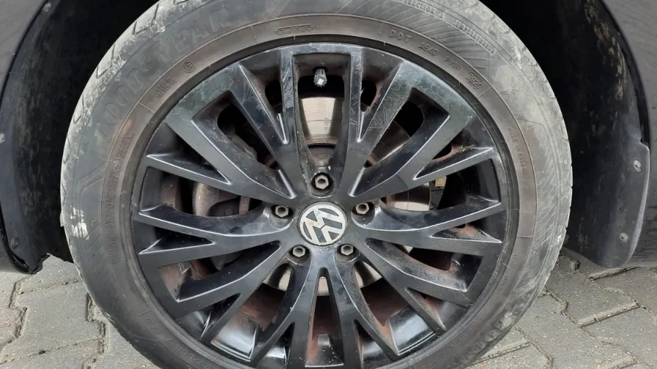 VOLKSWAGEN Sharan -
