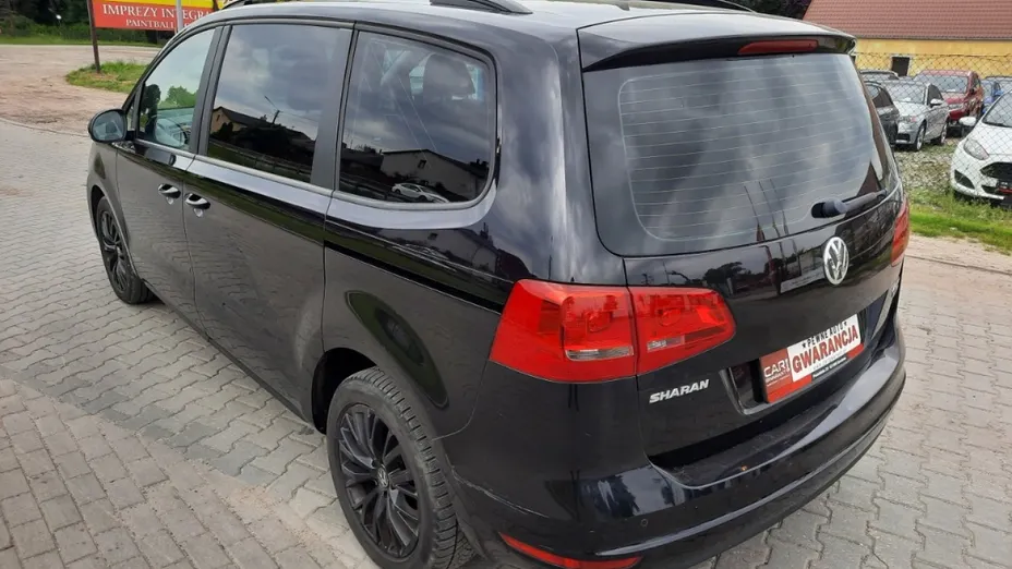 VOLKSWAGEN Sharan -