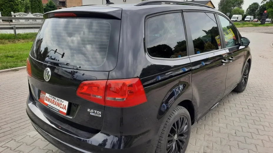 VOLKSWAGEN Sharan -