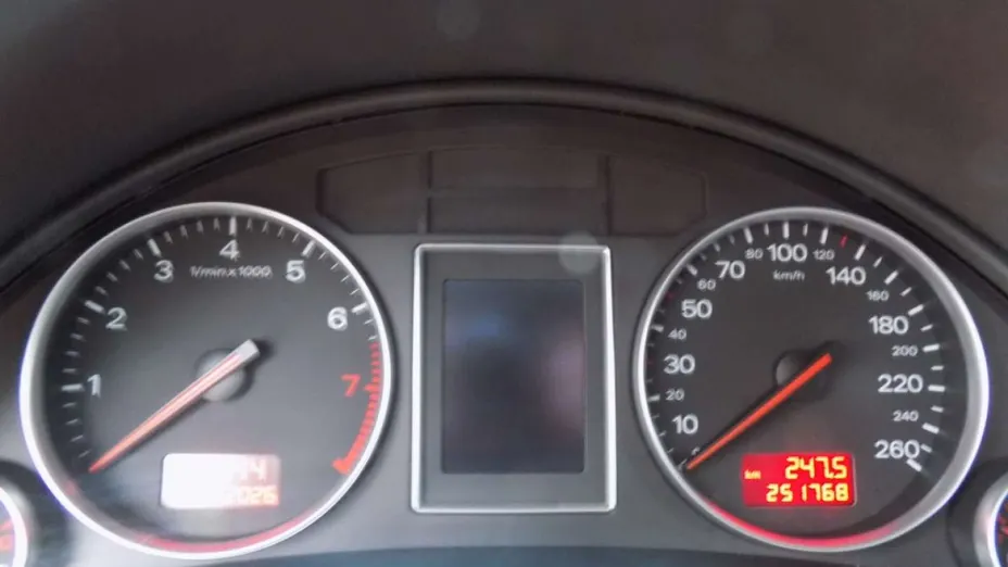AUDI A4 -