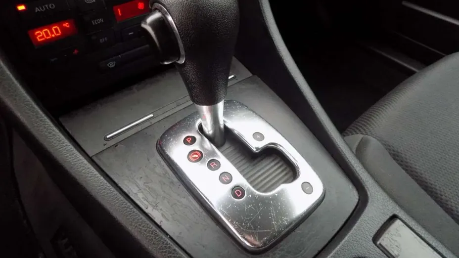 AUDI A4 -