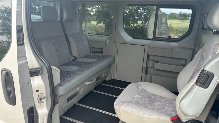 OPEL Vivaro -