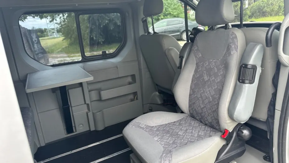 OPEL Vivaro -