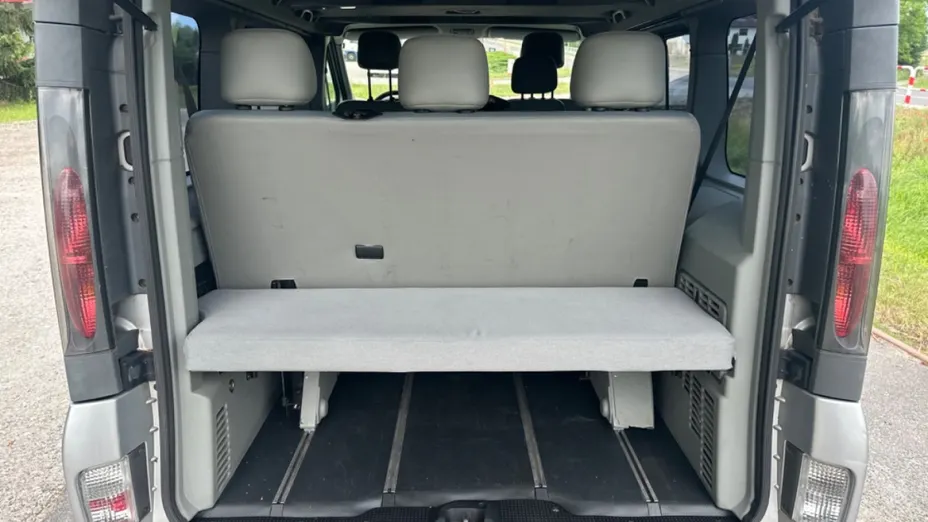 OPEL Vivaro -