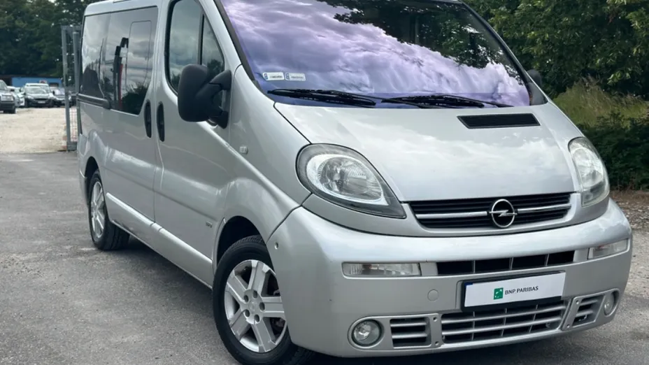 OPEL Vivaro -