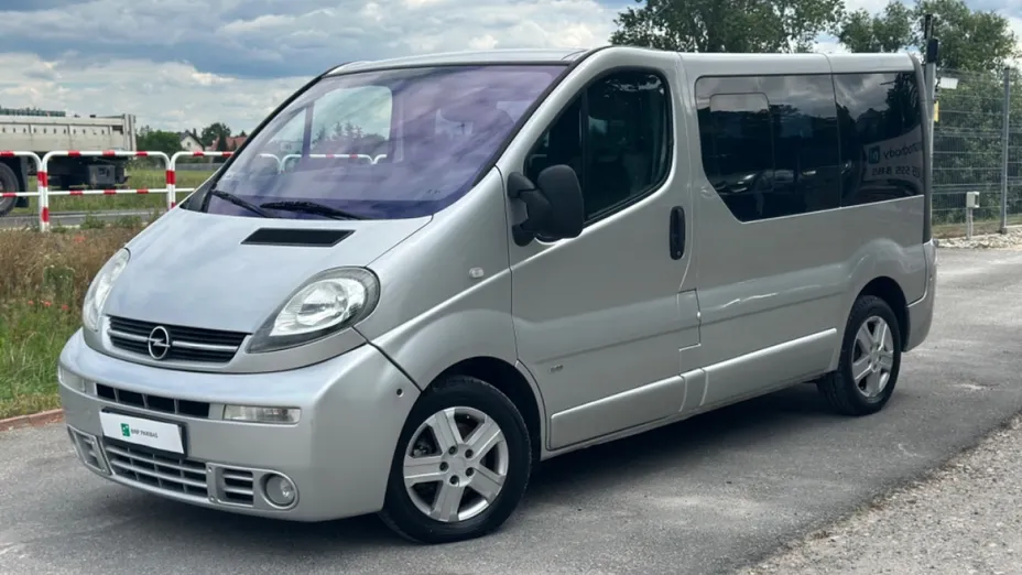 OPEL Vivaro -