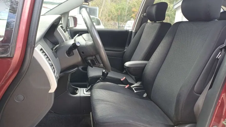 SUZUKI Liana -
