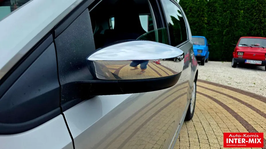 VOLKSWAGEN up! -