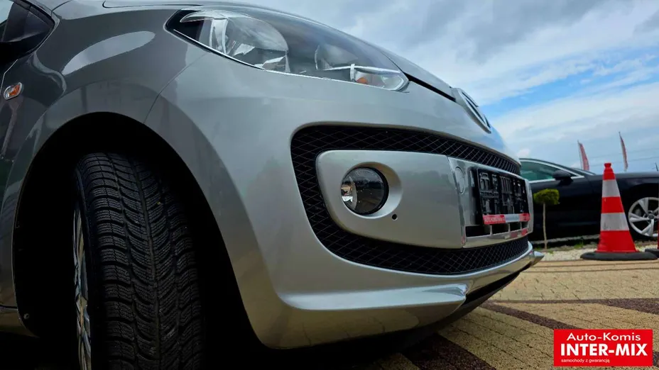 VOLKSWAGEN up! -