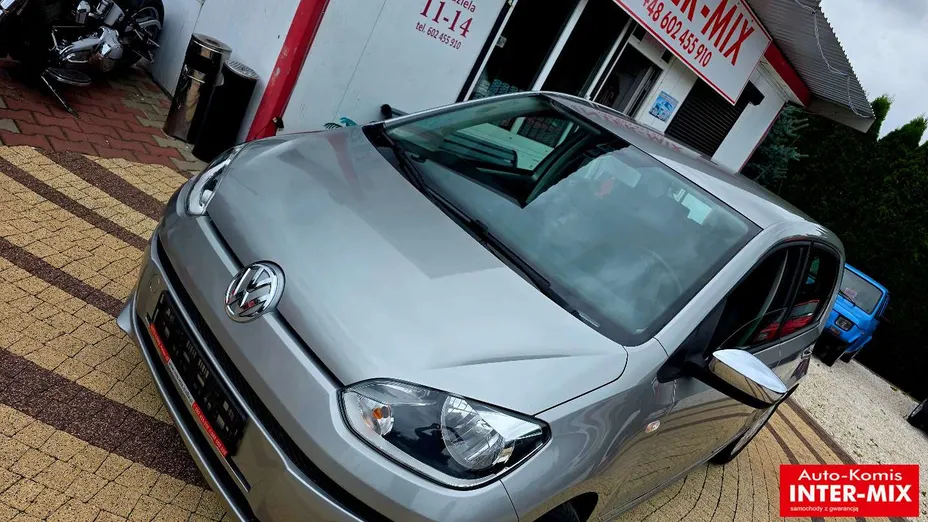 VOLKSWAGEN up! -