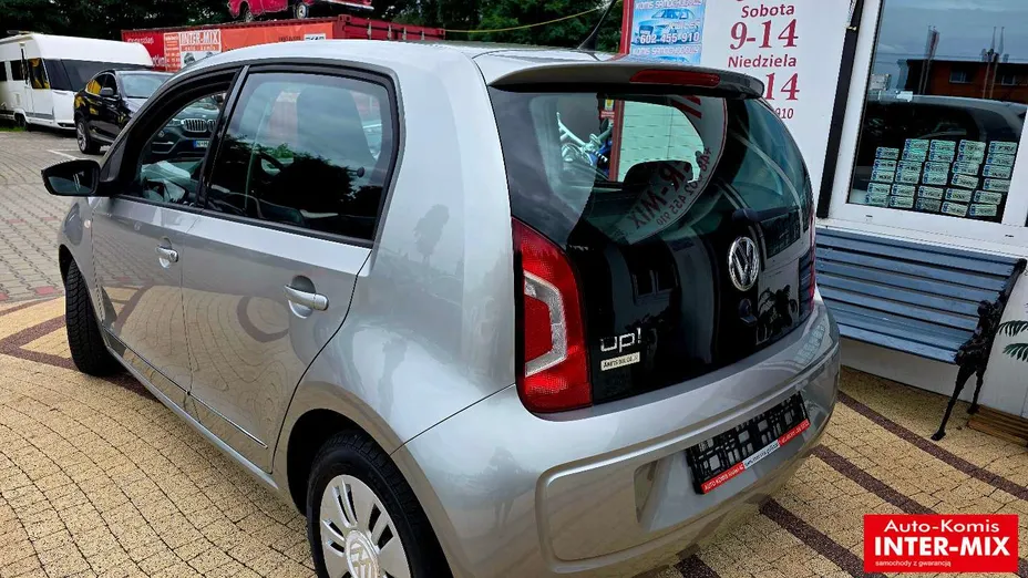 VOLKSWAGEN up! -