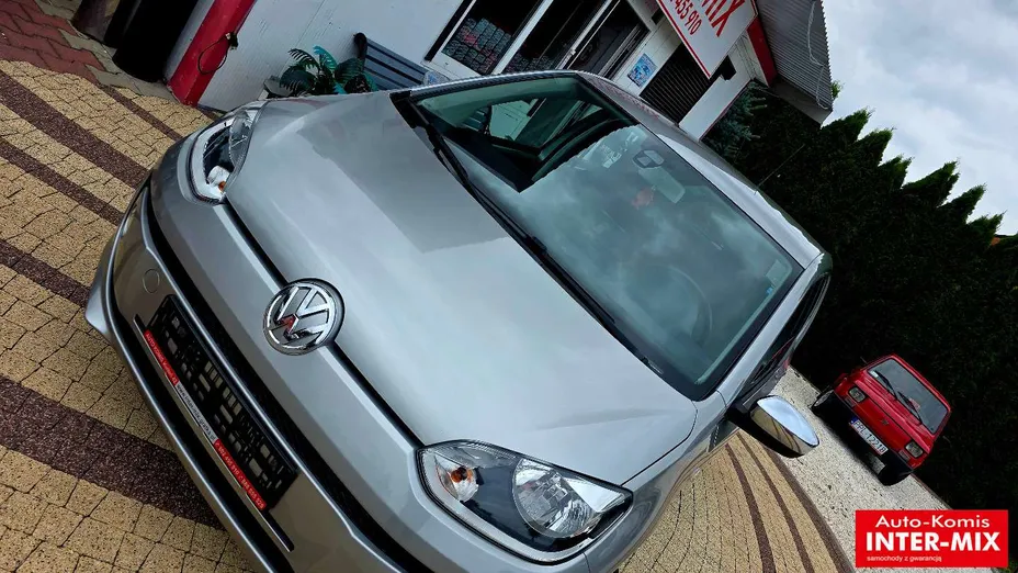 VOLKSWAGEN up! -