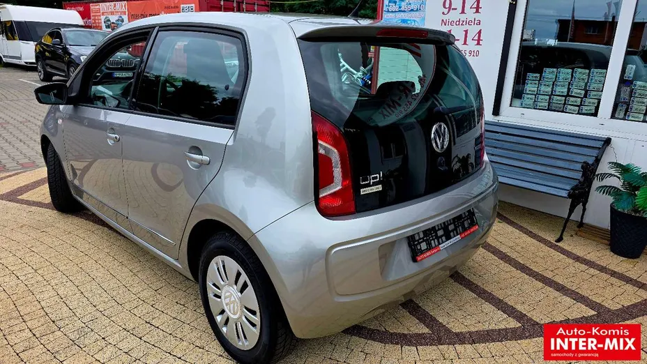 VOLKSWAGEN up! -