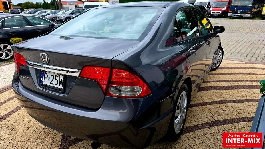HONDA Civic -