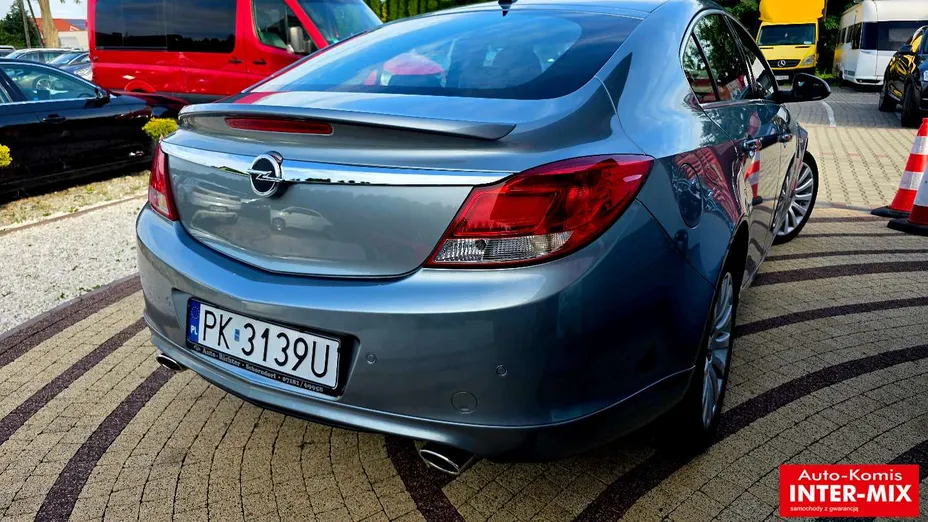 OPEL Insignia -
