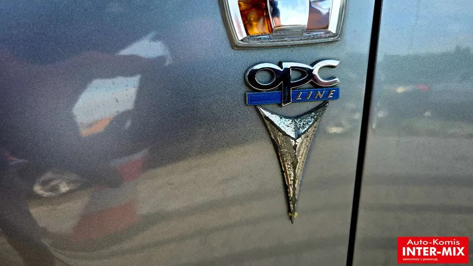 OPEL Insignia -