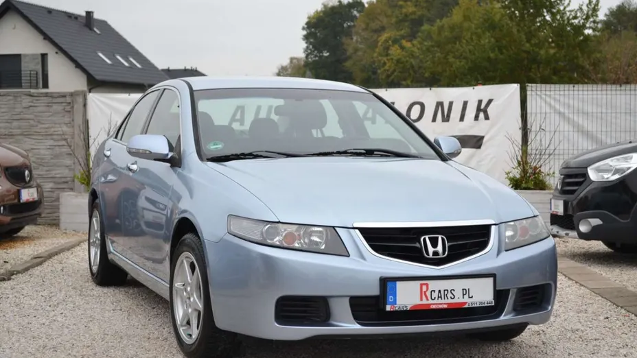 HONDA Accord -