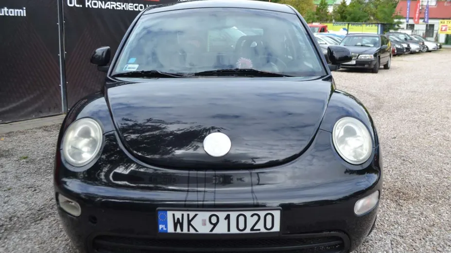 VOLKSWAGEN New Beetle -