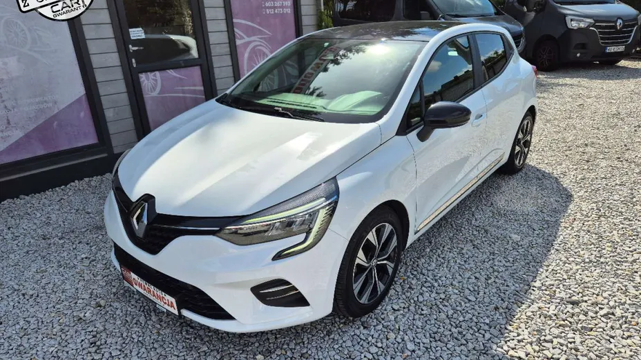 RENAULT Clio -