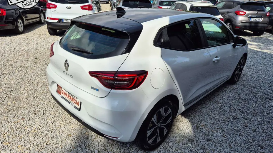 RENAULT Clio -