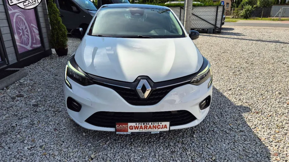 RENAULT Clio -