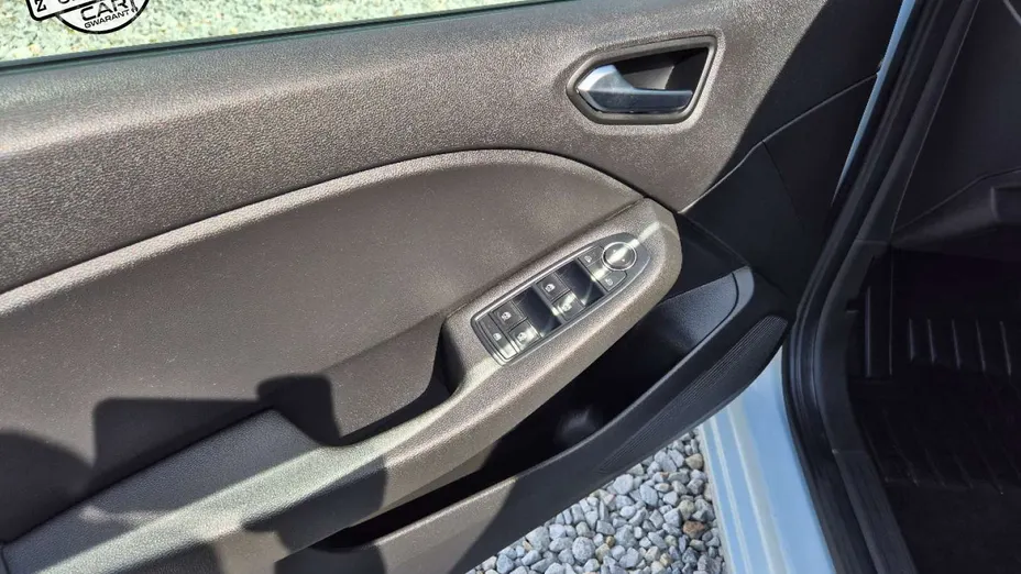 RENAULT Clio -