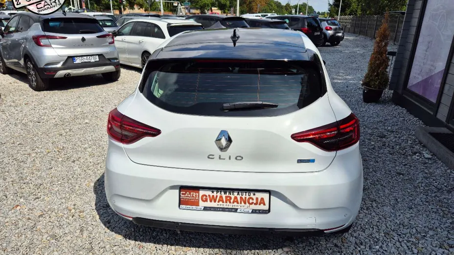 RENAULT Clio -