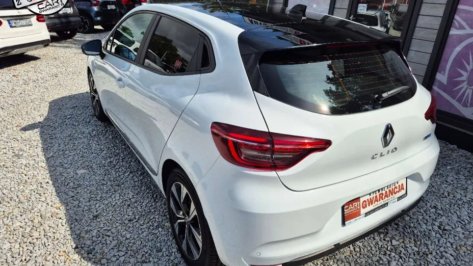 RENAULT Clio -